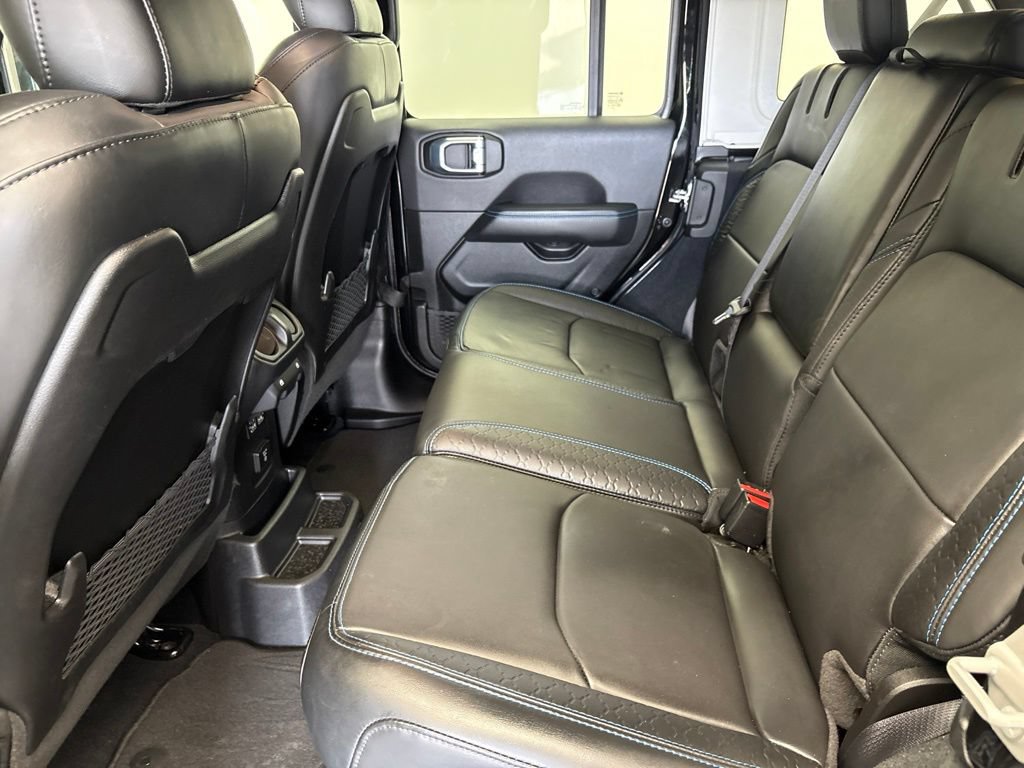 Used 2024 Jeep Wrangler High Altitude AWD/4WD image 22