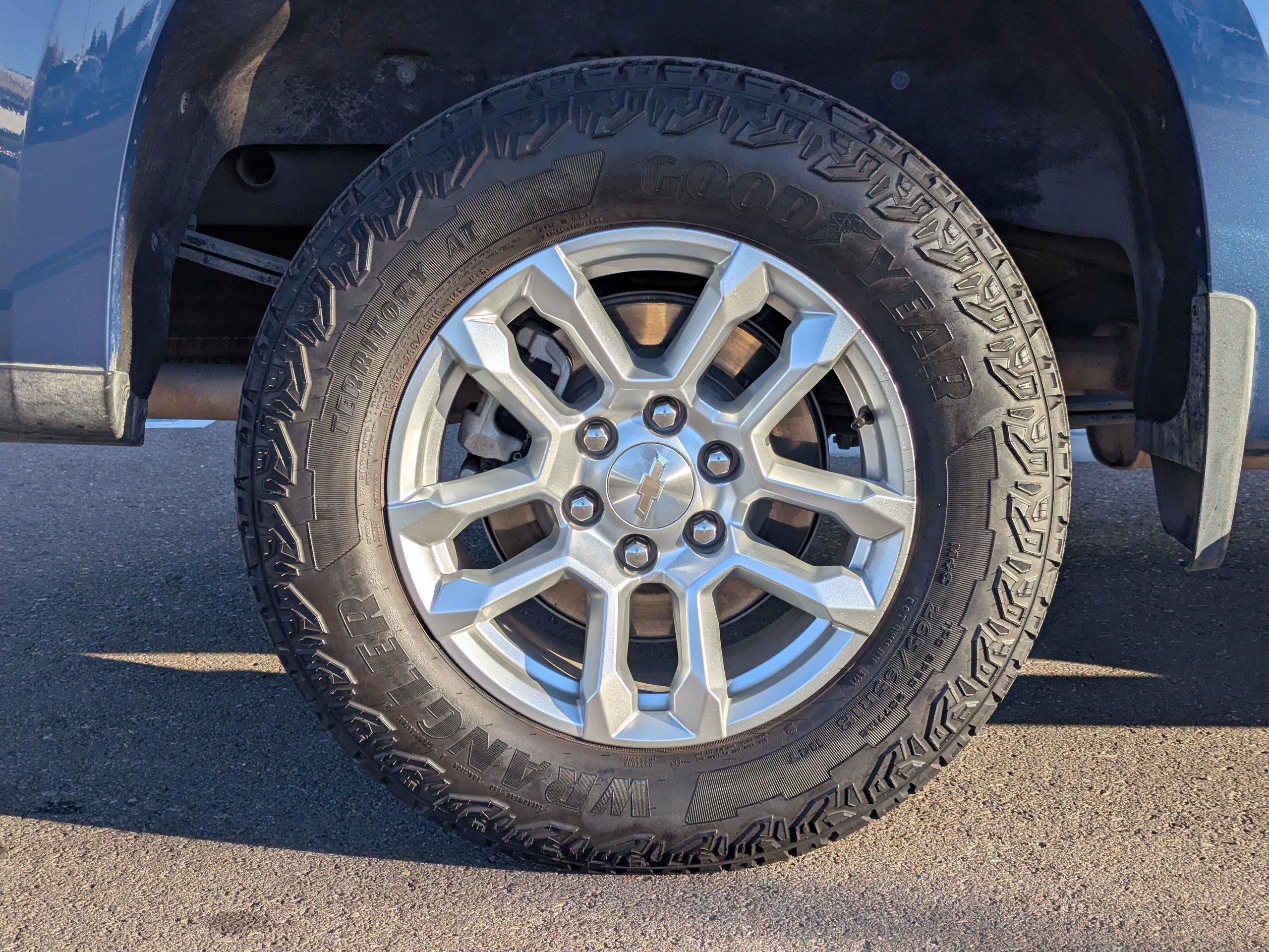 Certified 2024 Chevrolet Silverado 1500 LT AWD/4WD image 49