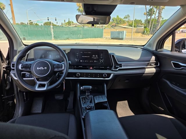 Used 2024 Kia Sportage LX FWD image 13