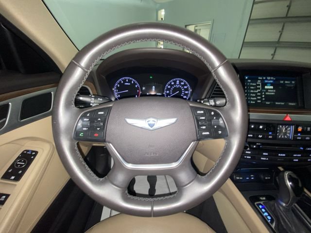 Used 2015 Hyundai Genesis 3.8 RWD image 14