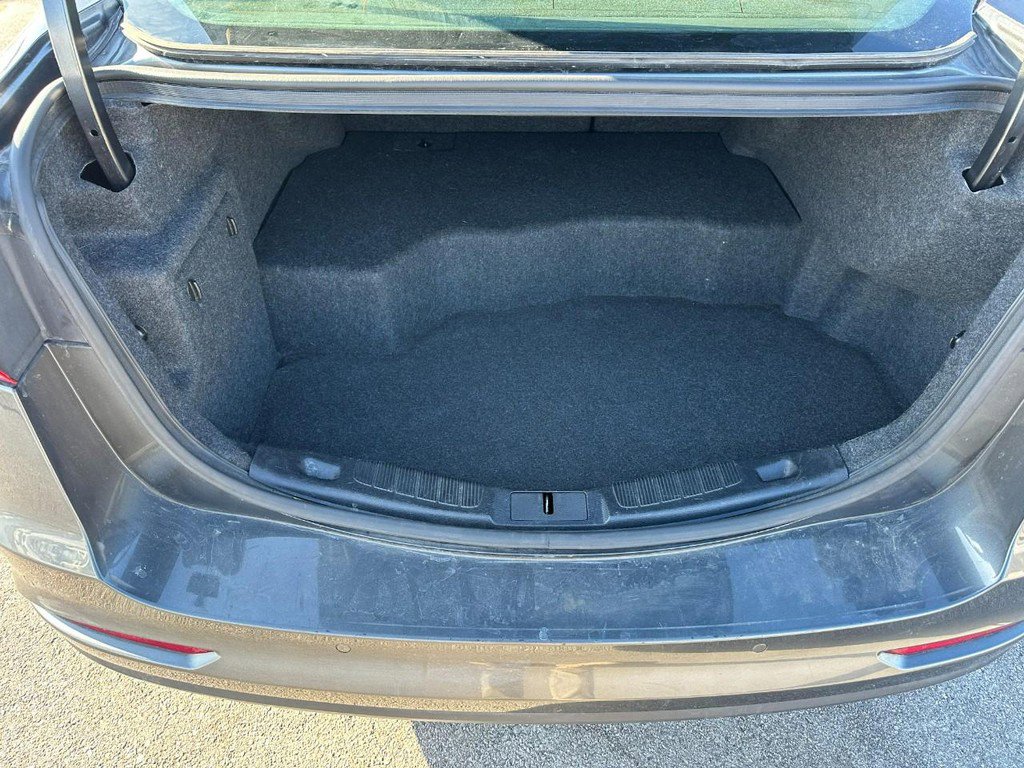 Used 2019 Ford Fusion SE image 5