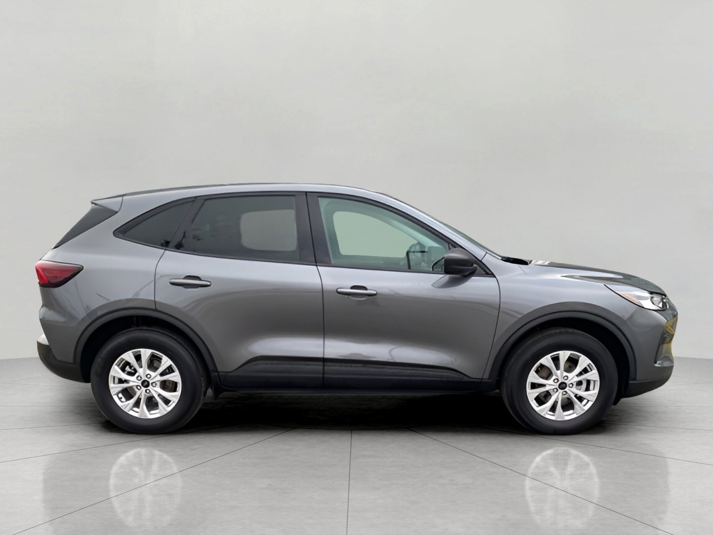 Certified 2025 Ford Escape Active AWD/4WD image 5