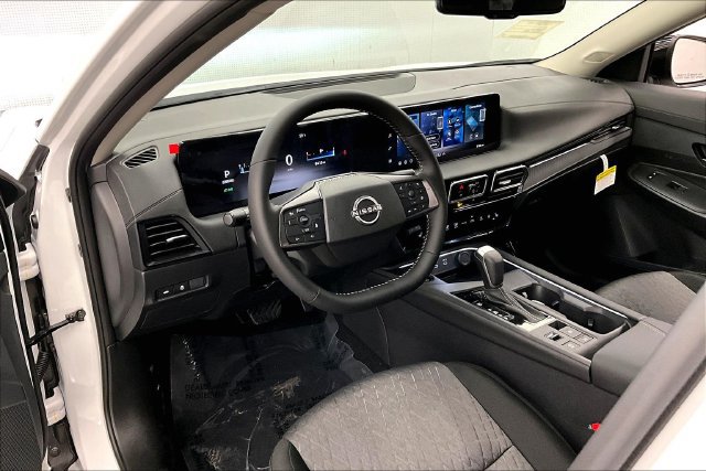 New 2026 Nissan Sentra SV w/ SV Convenience Package FWD image 7
