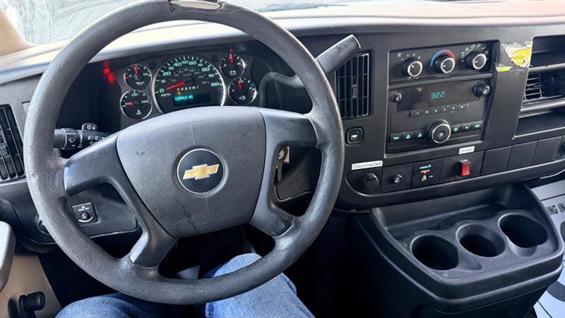 Used 2011 Chevrolet Express 2500 RWD image 20