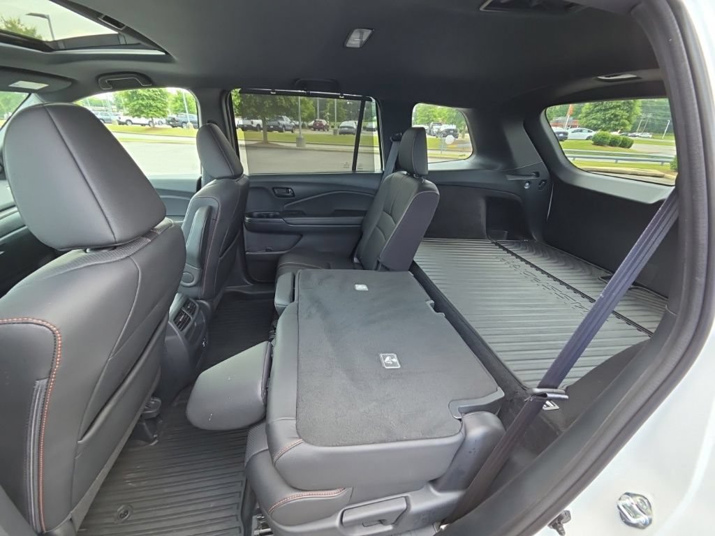 Used 2023 Honda Passport TrailSport image 16