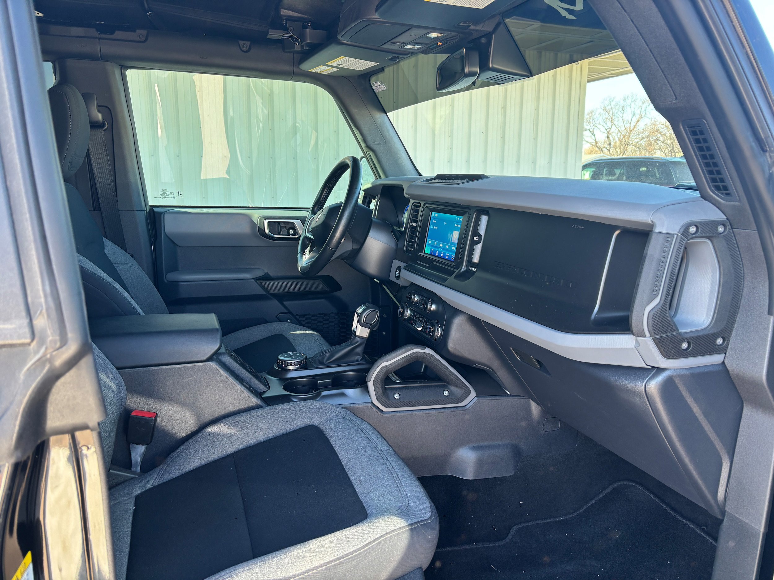 Used 2023 Ford Bronco Big Bend w/ Sasquatch Package AWD/4WD image 16