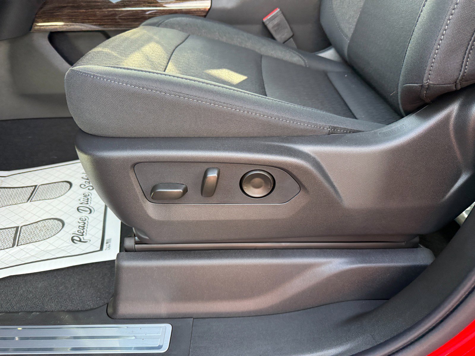 New 2026 GMC Sierra 1500 Elevation image 23