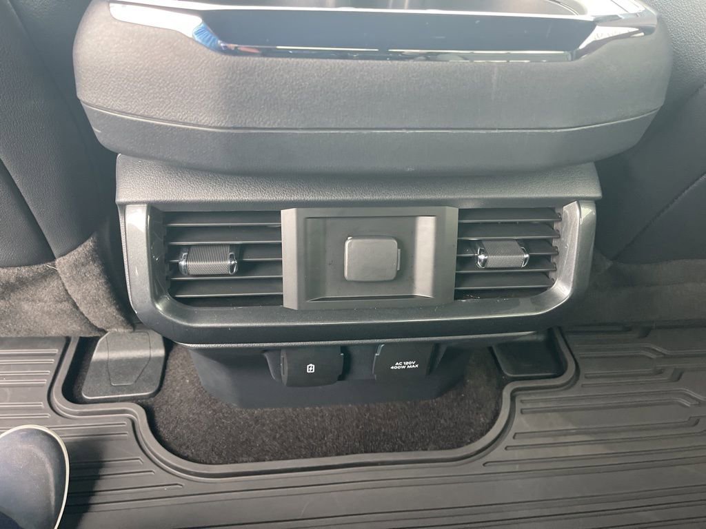 Used 2022 Ford F150 Lariat image 14