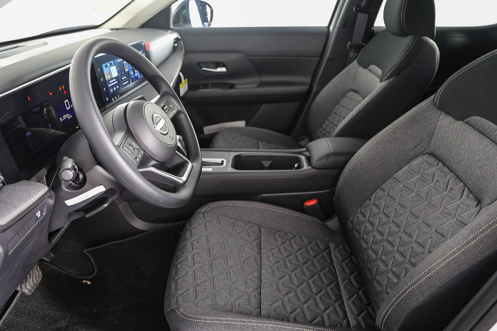 New 2026 Nissan Kicks SV w/ Illumination Package FWD image 19