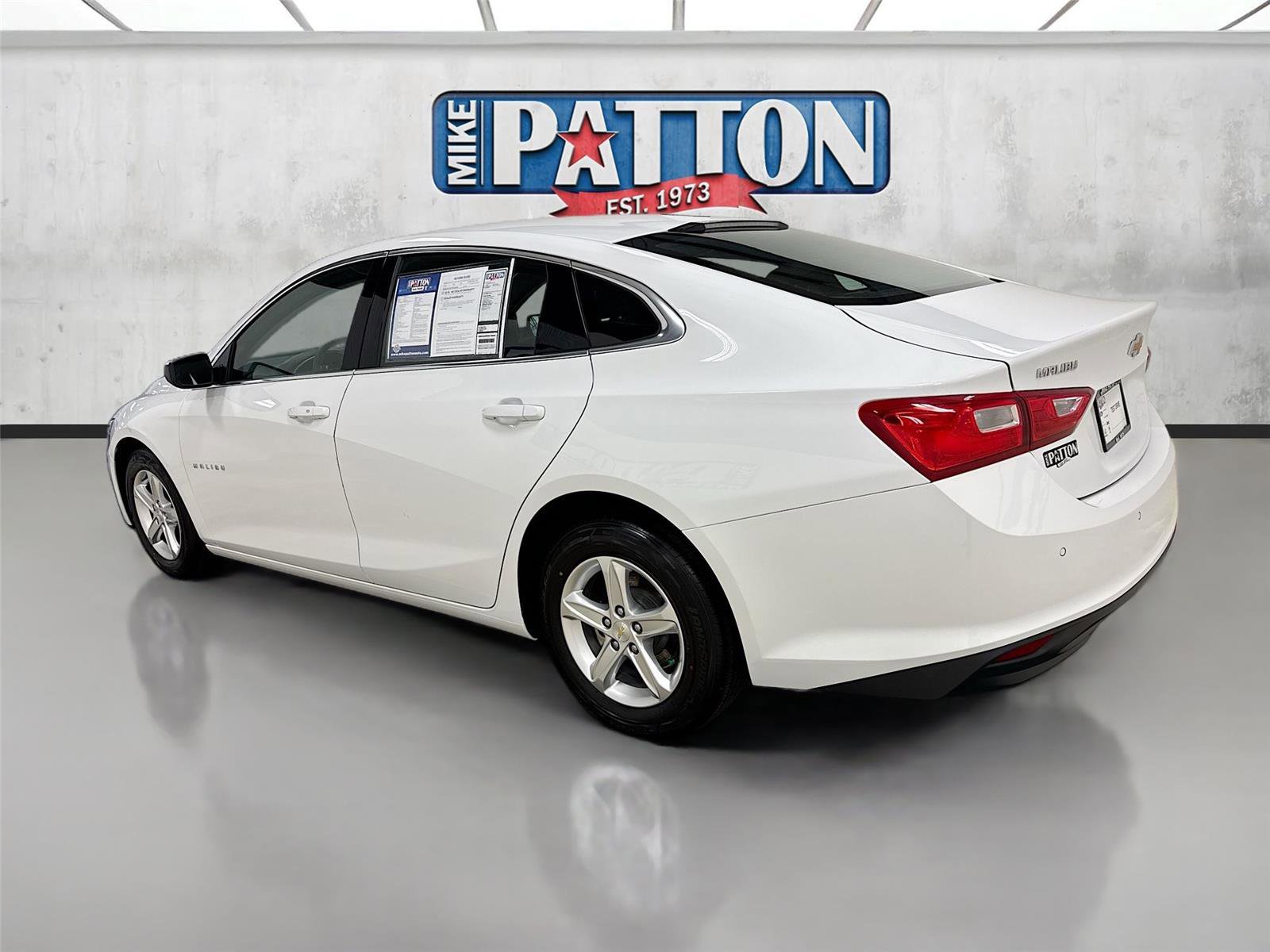 Used 2024 Chevrolet Malibu LT FWD image 5