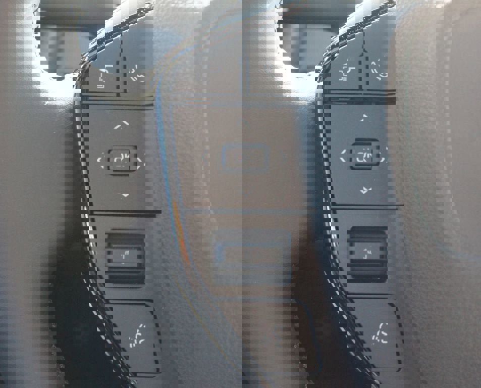 Used 2024 Toyota Prius Limited w/ Limited Premium Package FWD image 10