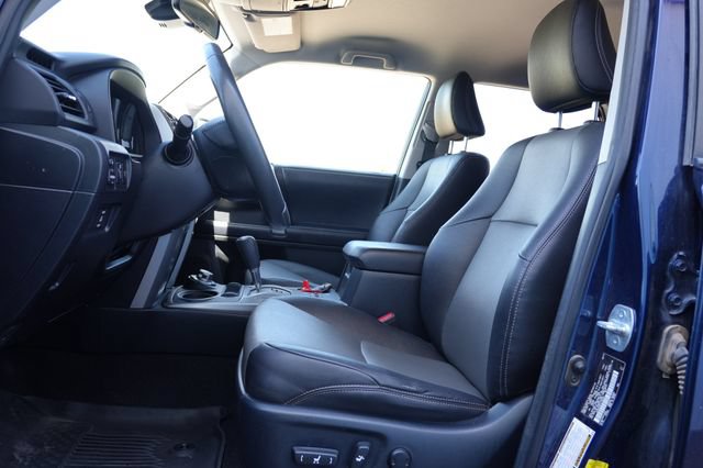 Used 2020 Toyota 4Runner SR5 Premium AWD/4WD image 10