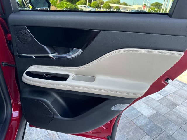 New 2025 Lincoln Corsair Grand Touring image 20