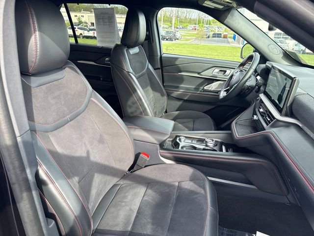 Used 2025 Ford Explorer ST AWD/4WD image 13