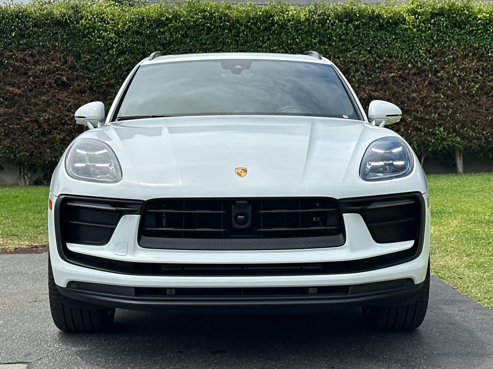 New 2026 Porsche Macan AWD/4WD image 11