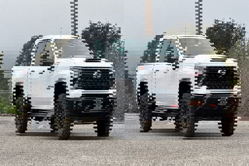 New 2026 Chevrolet Silverado 2500 ZR2 w/ LPO, Dark Essentials Package image 2