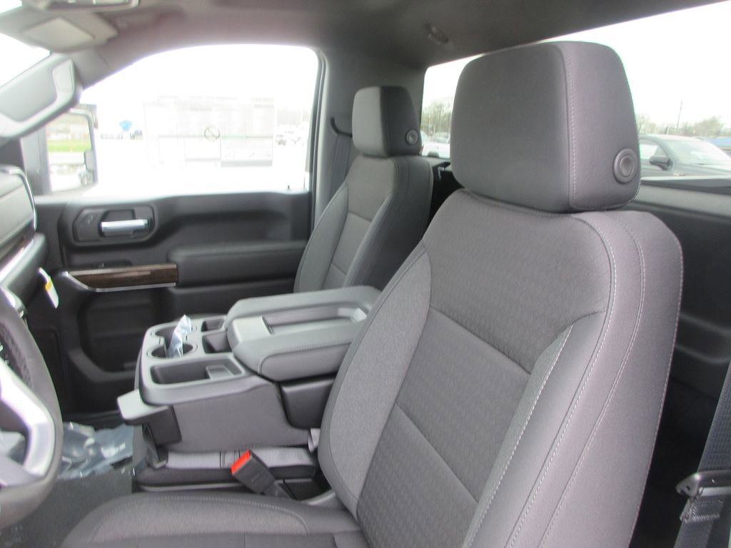 New 2026 GMC Sierra 3500 SLE image 13