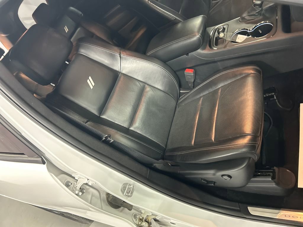 Used 2020 Dodge Durango R/T w/ Technology Group AWD/4WD image 25
