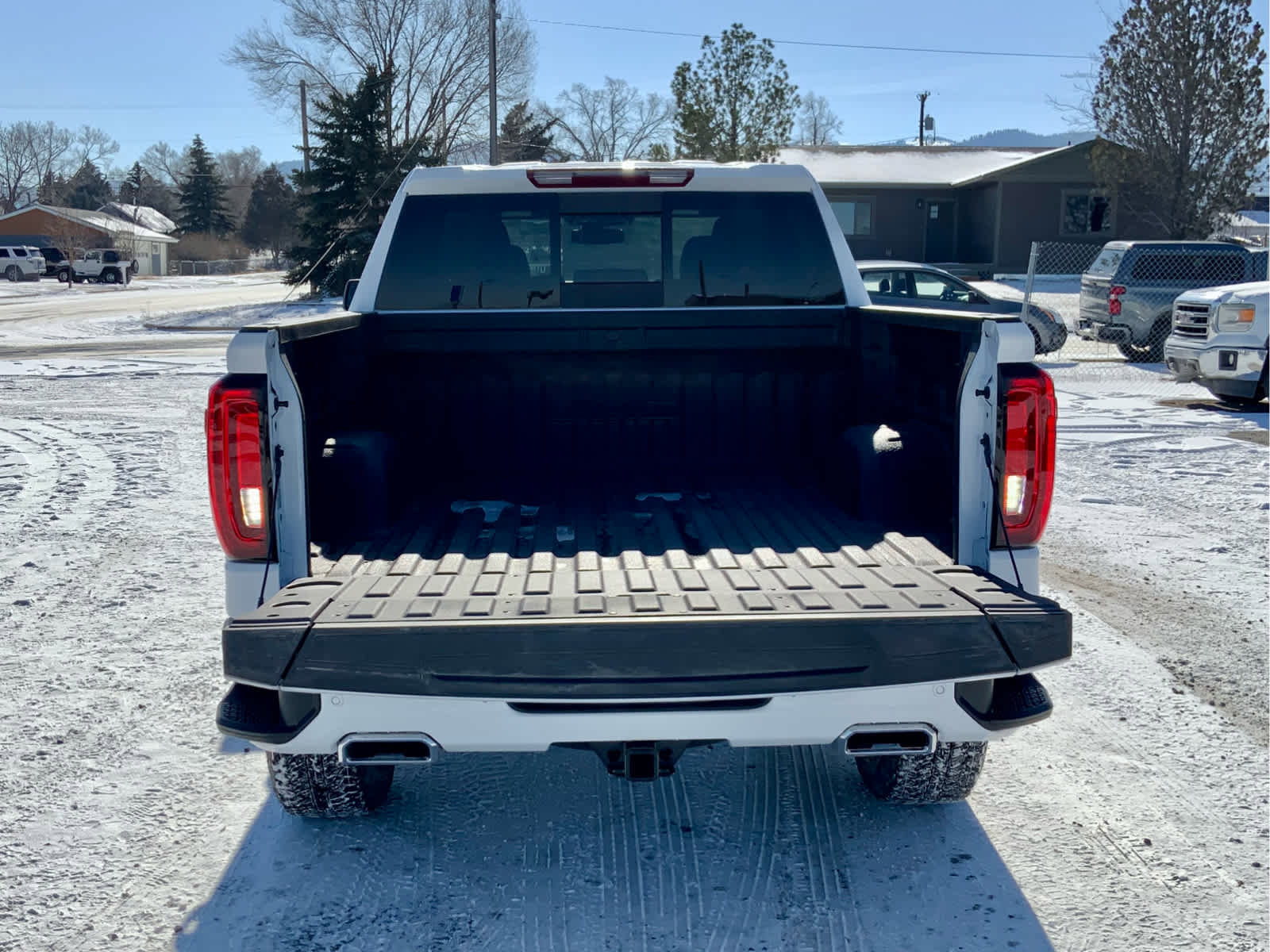 New 2026 GMC Sierra 1500 AT4 w/ AT4 Preferred Package AWD/4WD image 22
