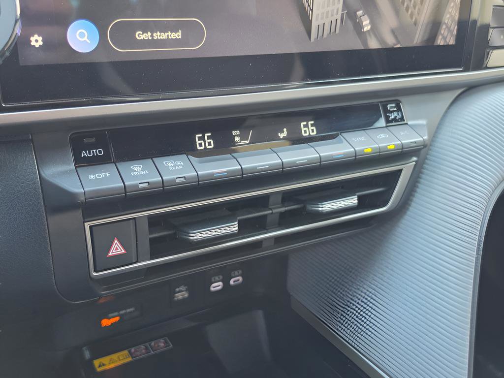 Used 2025 Toyota Camry SE w/ Multimedia Upgrade Package FWD image 17