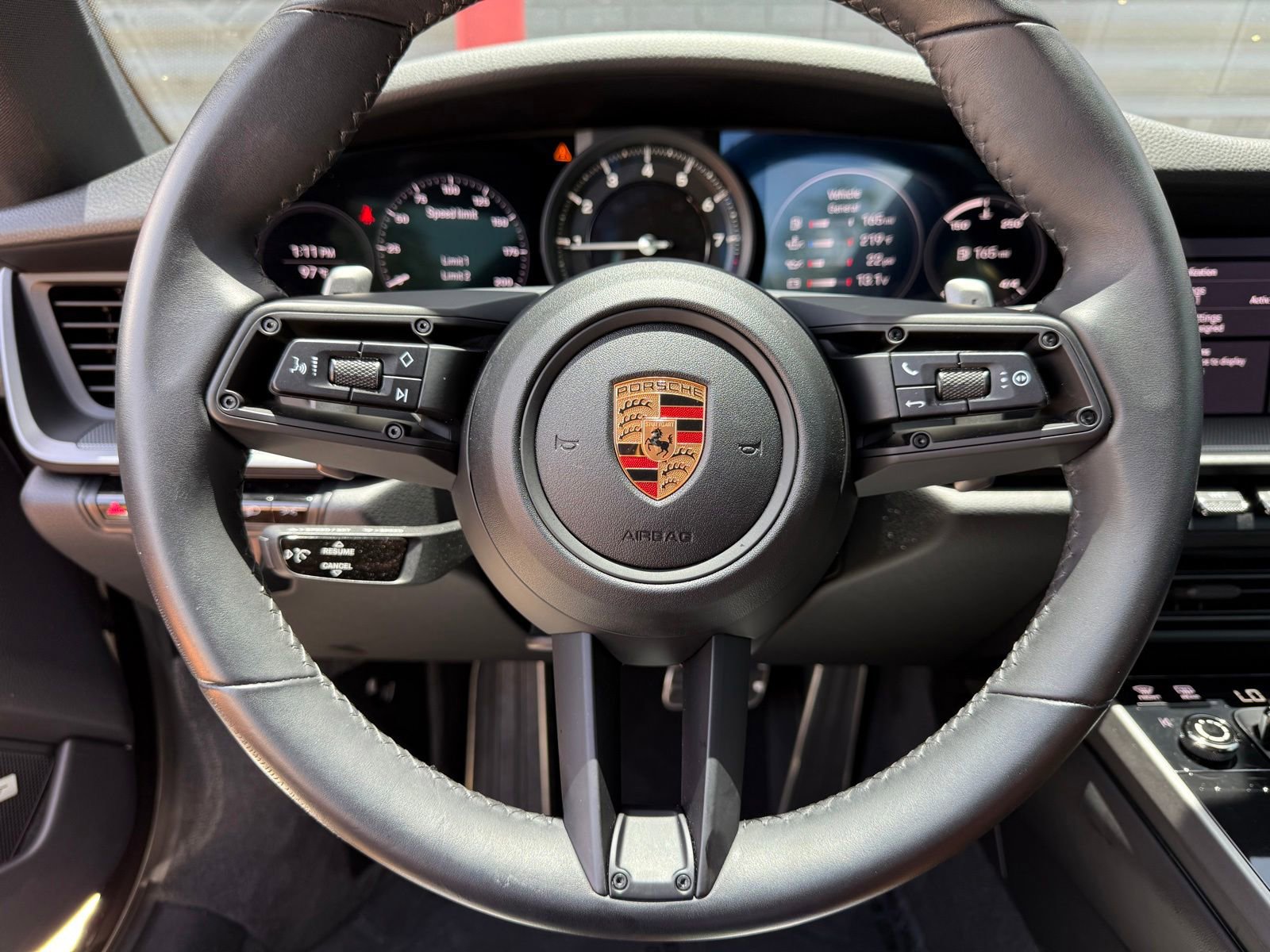 Used 2020 Porsche 911 Carrera RWD image 25