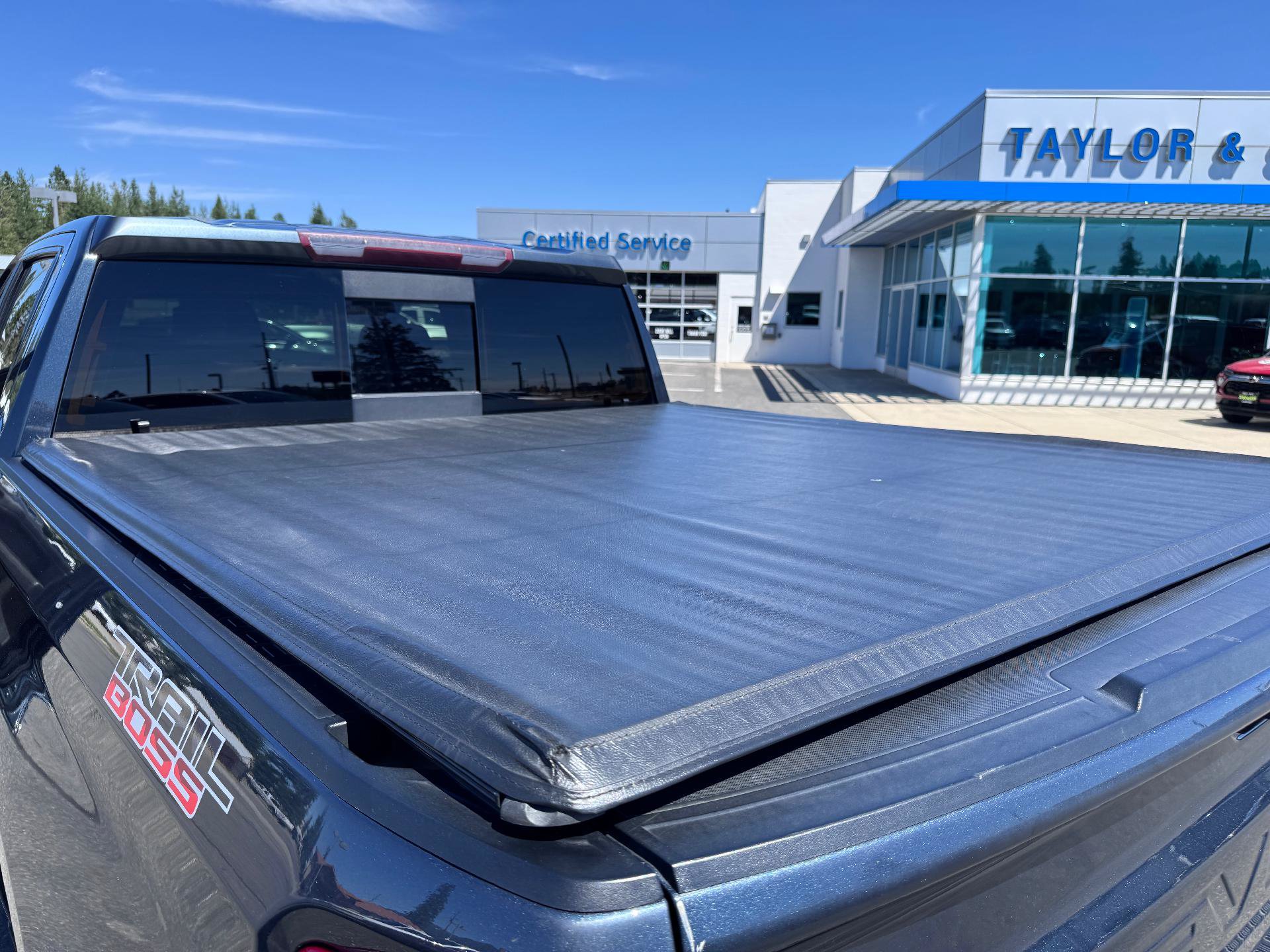 Used 2020 Chevrolet Silverado 1500 LT Trail Boss AWD/4WD image 42