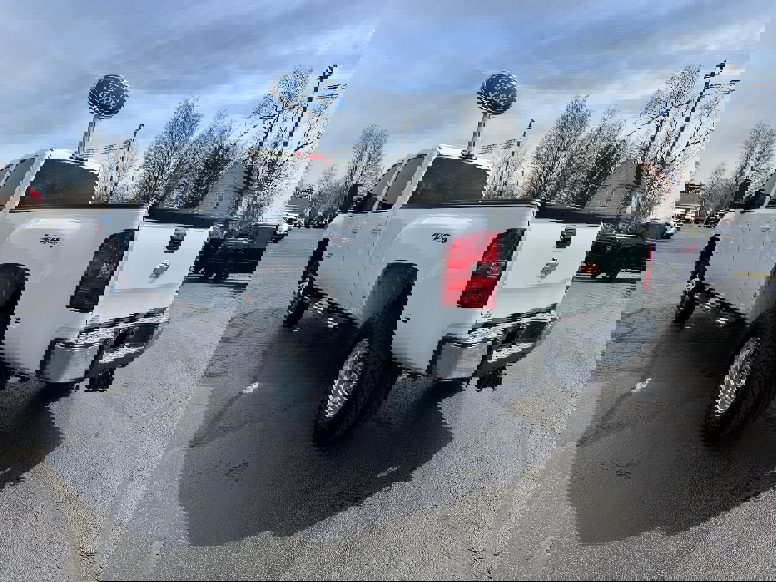 Used 2014 Chevrolet Silverado 3500 LTZ w/ LTZ Plus Package image 3