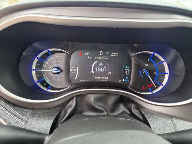 Used 2024 Chrysler Pacifica Limited FWD image 9