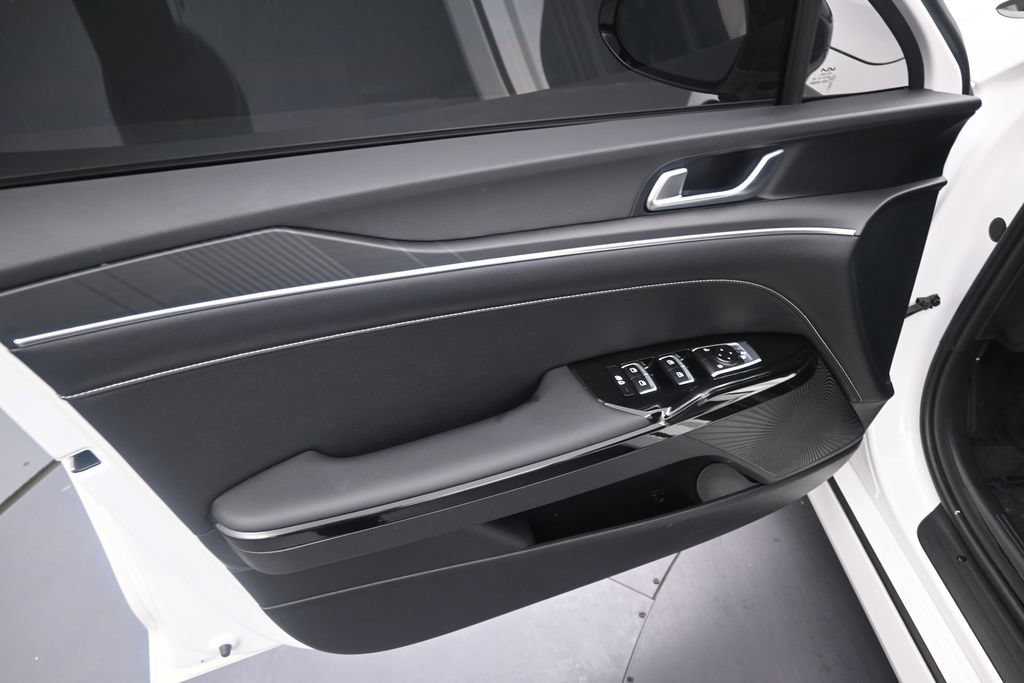 Used 2025 Kia K5 GT-Line FWD image 12