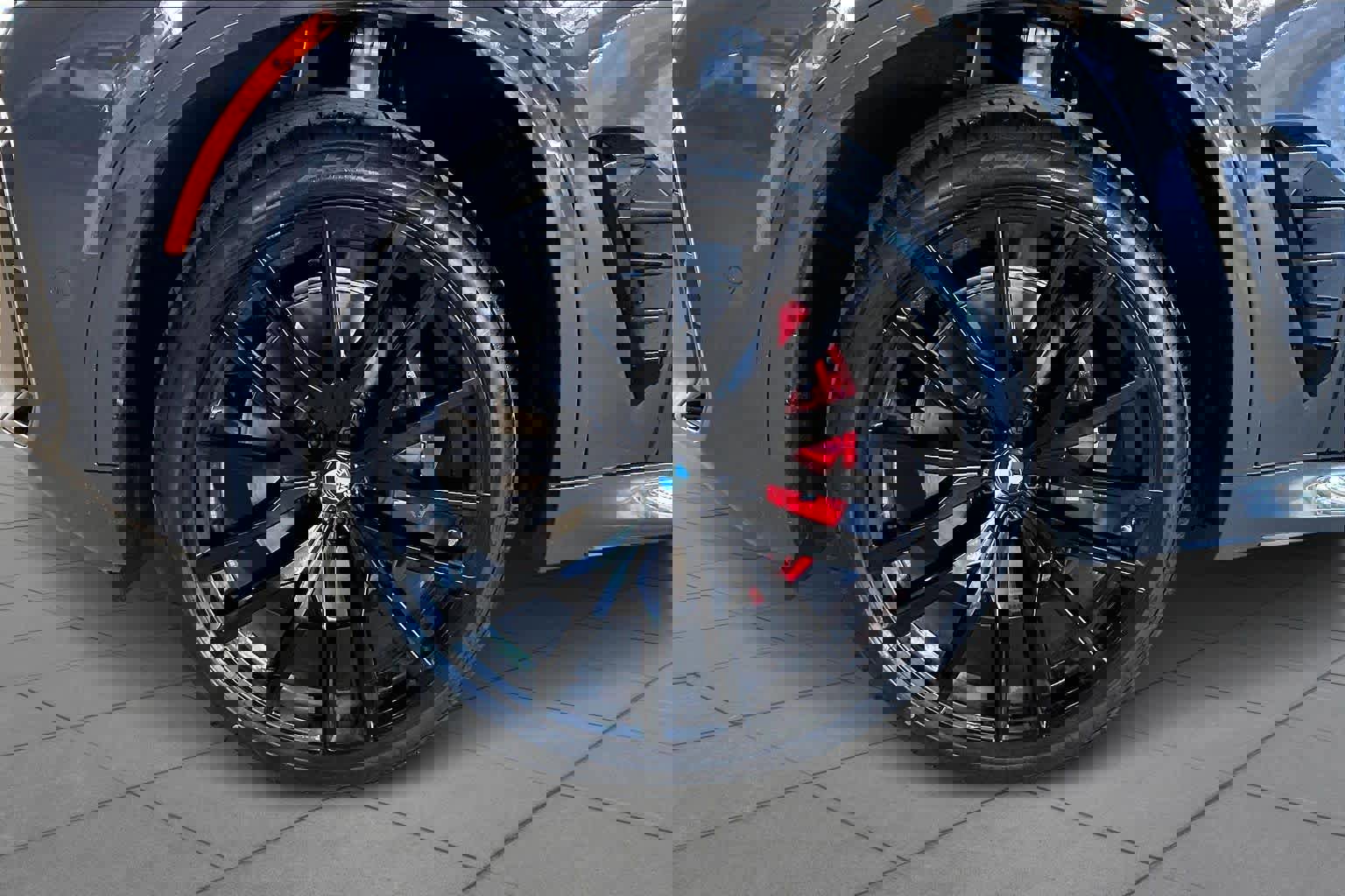 New 2026 BMW X5 sDrive40i image 11