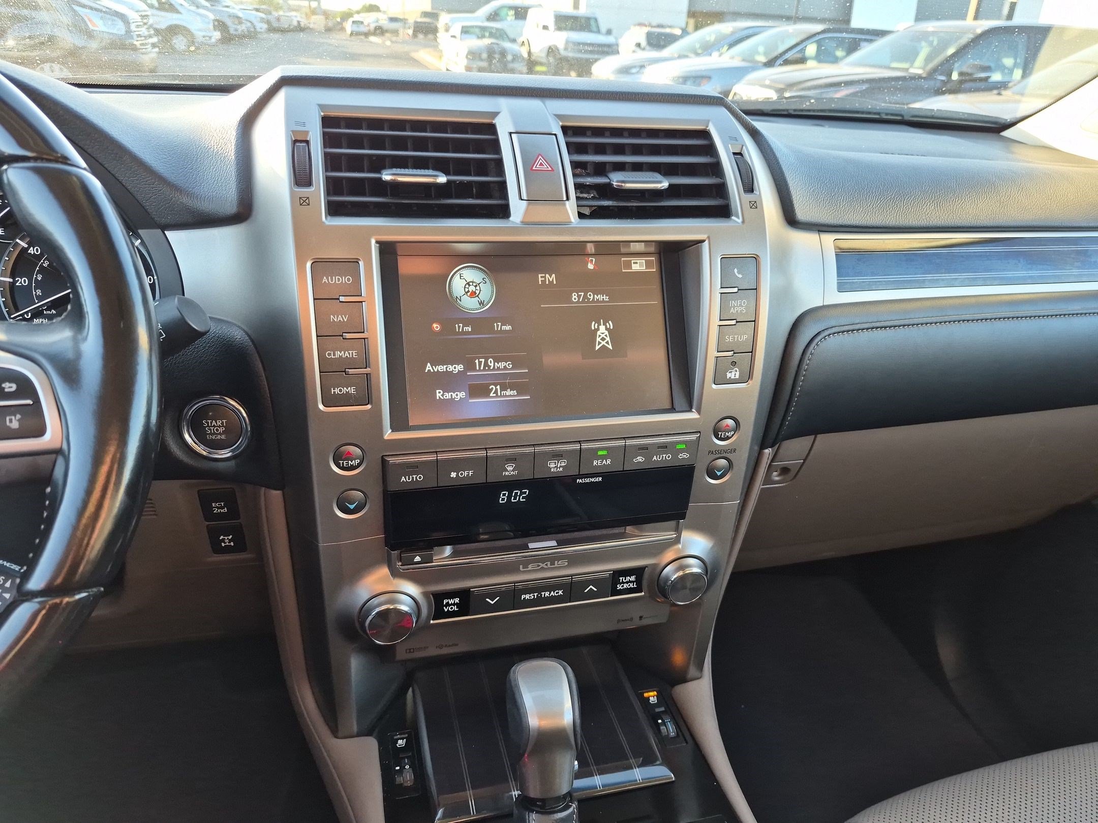 Used 2021 Lexus GX 460 Premium w/ Premium Package AWD/4WD image 28