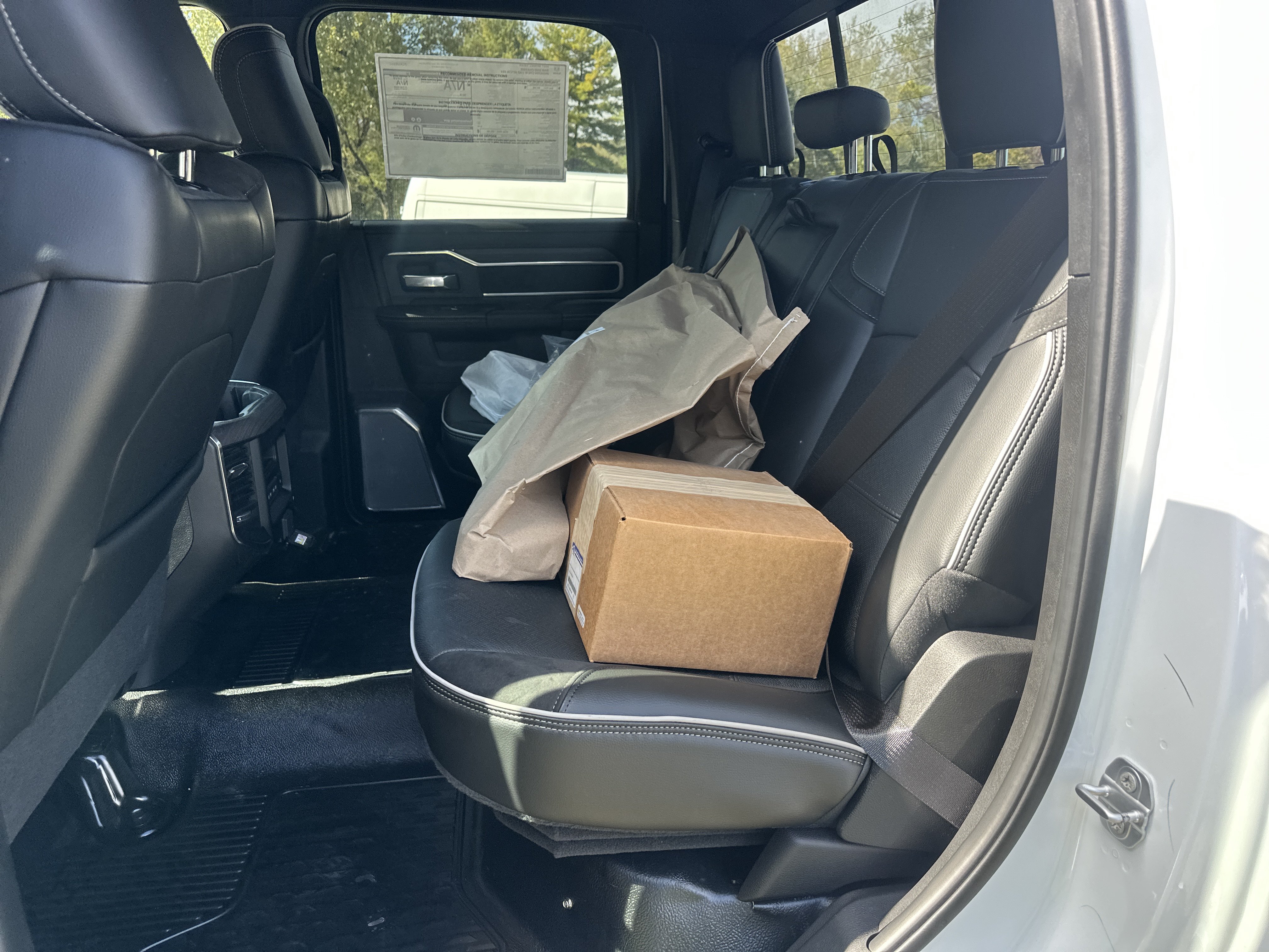 New 2027 RAM 5500 4x4 Crew Cab image 32
