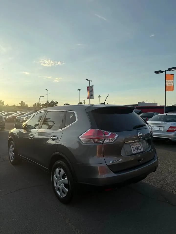 Used 2015 Nissan Rogue S FWD image 5