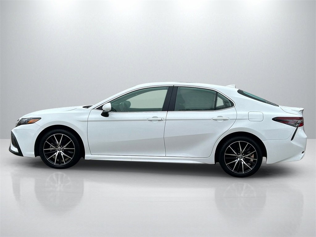 Certified 2024 Toyota Camry SE image 8