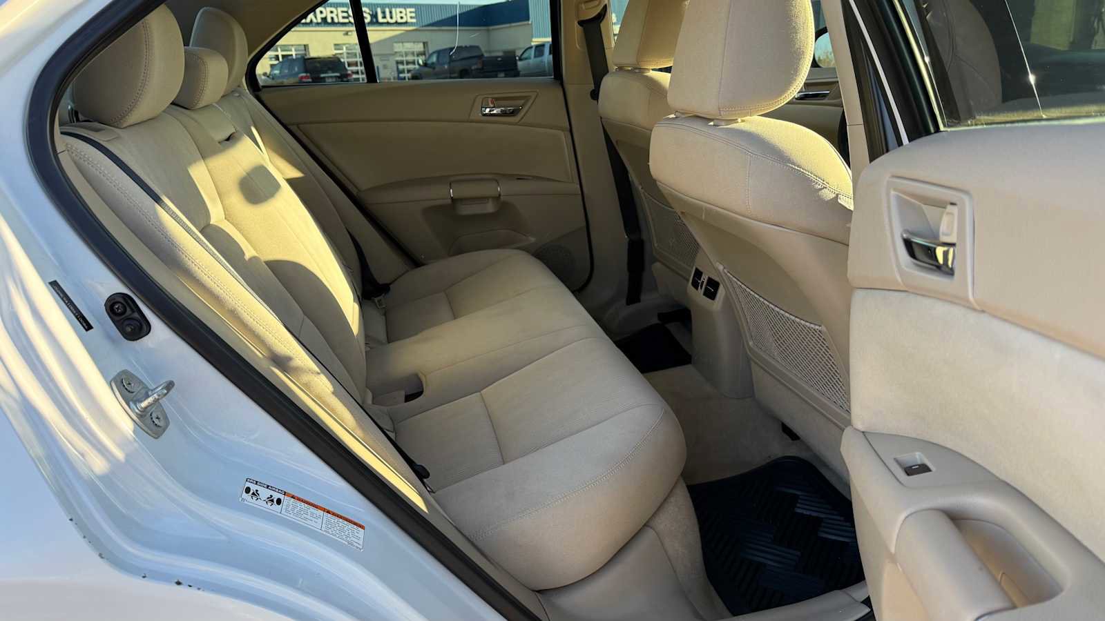 Used 2011 Suzuki Kizashi S image 11