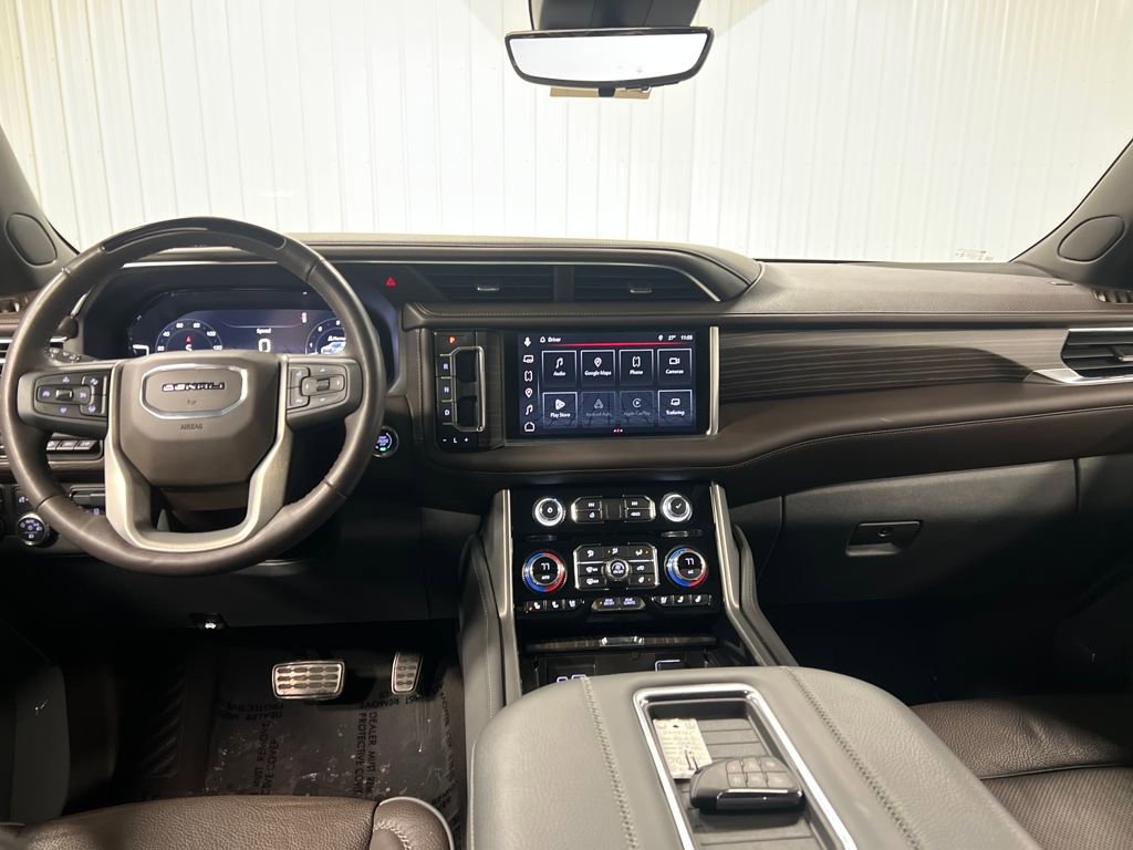 Certified 2023 GMC Yukon XL Denali w/ Advanced Technology Package image 18