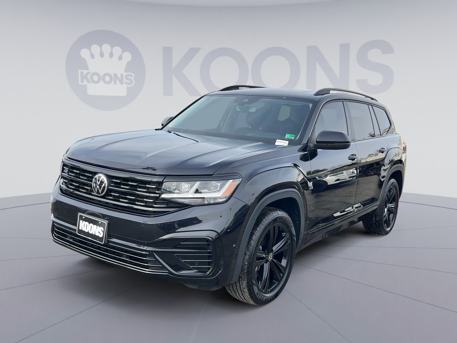 Used 2022 Volkswagen Atlas SEL R-Line image 1