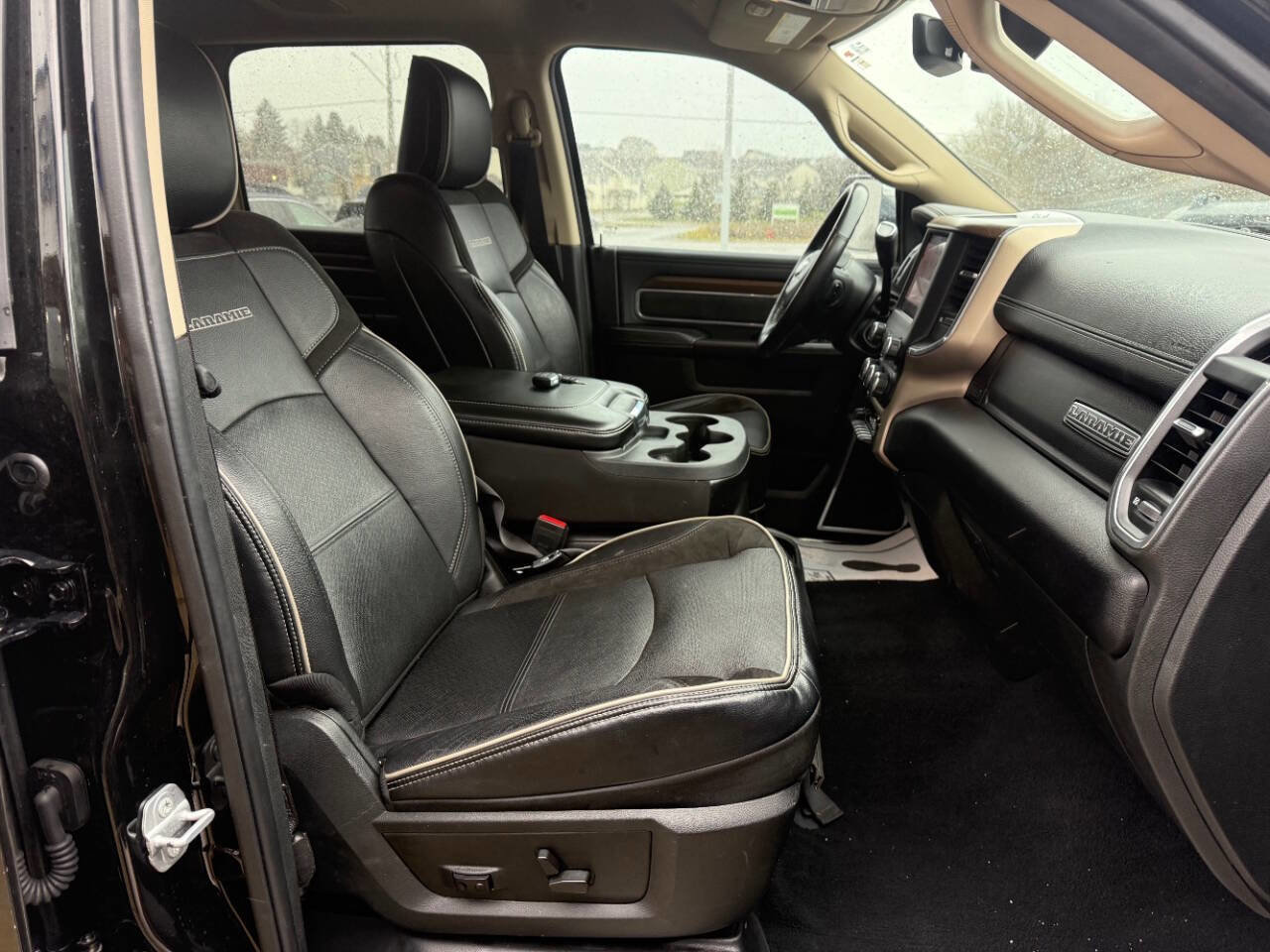 Used 2022 RAM 2500 Laramie image 32