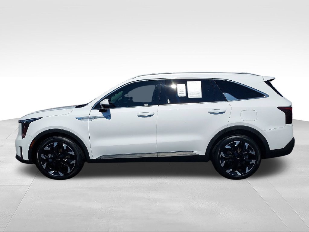 Used 2025 Kia Sorento SX FWD image 3
