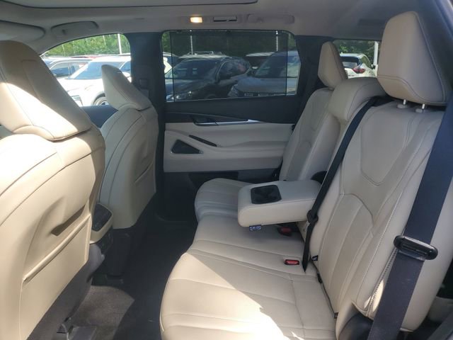 Used 2025 INFINITI QX60 Sensory w/ Vision Package image 9