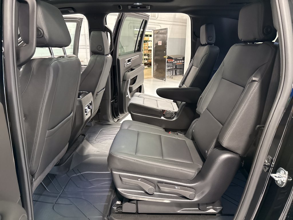 New 2026 Chevrolet Suburban LT w/ Comfort Package AWD/4WD image 41
