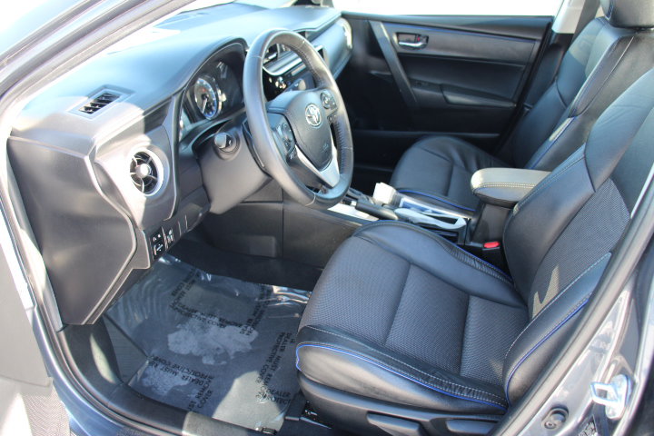 Used 2017 Toyota Corolla SE image 11