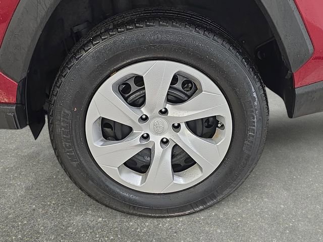 Certified 2023 Toyota RAV4 LE AWD/4WD image 27