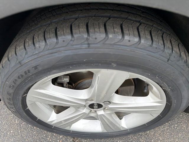 Used 2017 Lincoln MKC Premiere image 28