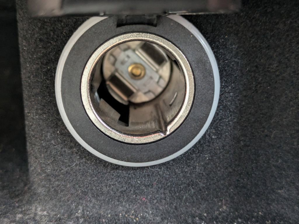 Used 2017 Chrysler 300 Limited w/ Value Package image 22