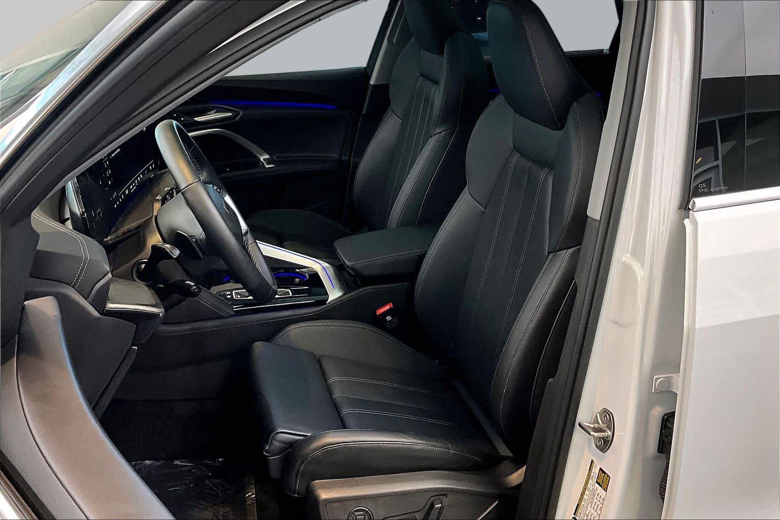 Certified 2025 Audi Q5 Premium AWD/4WD image 8