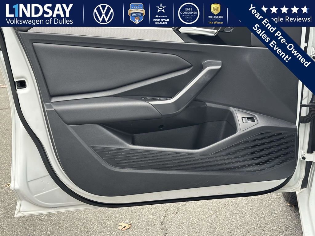 Used 2020 Volkswagen Jetta R-Line image 9