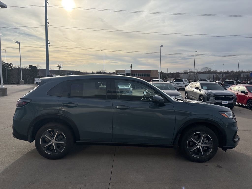Used 2024 Honda HR-V EX-L image 4