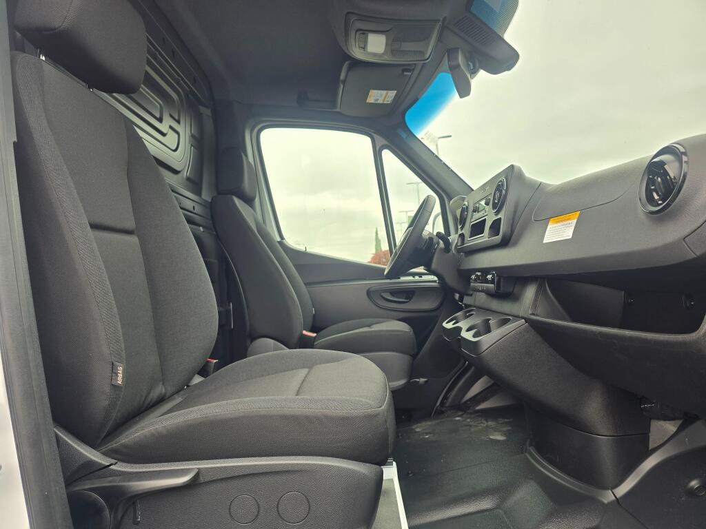New 2026 Mercedes-Benz Sprinter 2500 image 21