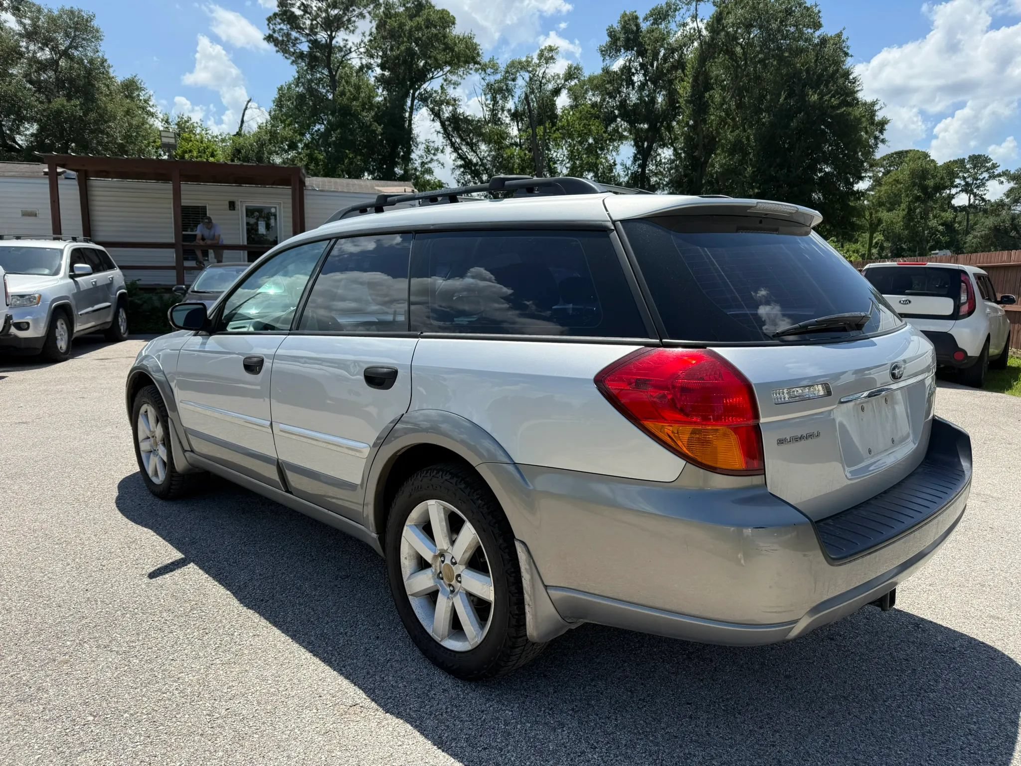 Used 2006 Subaru Outback 2.5i AWD/4WD image 7